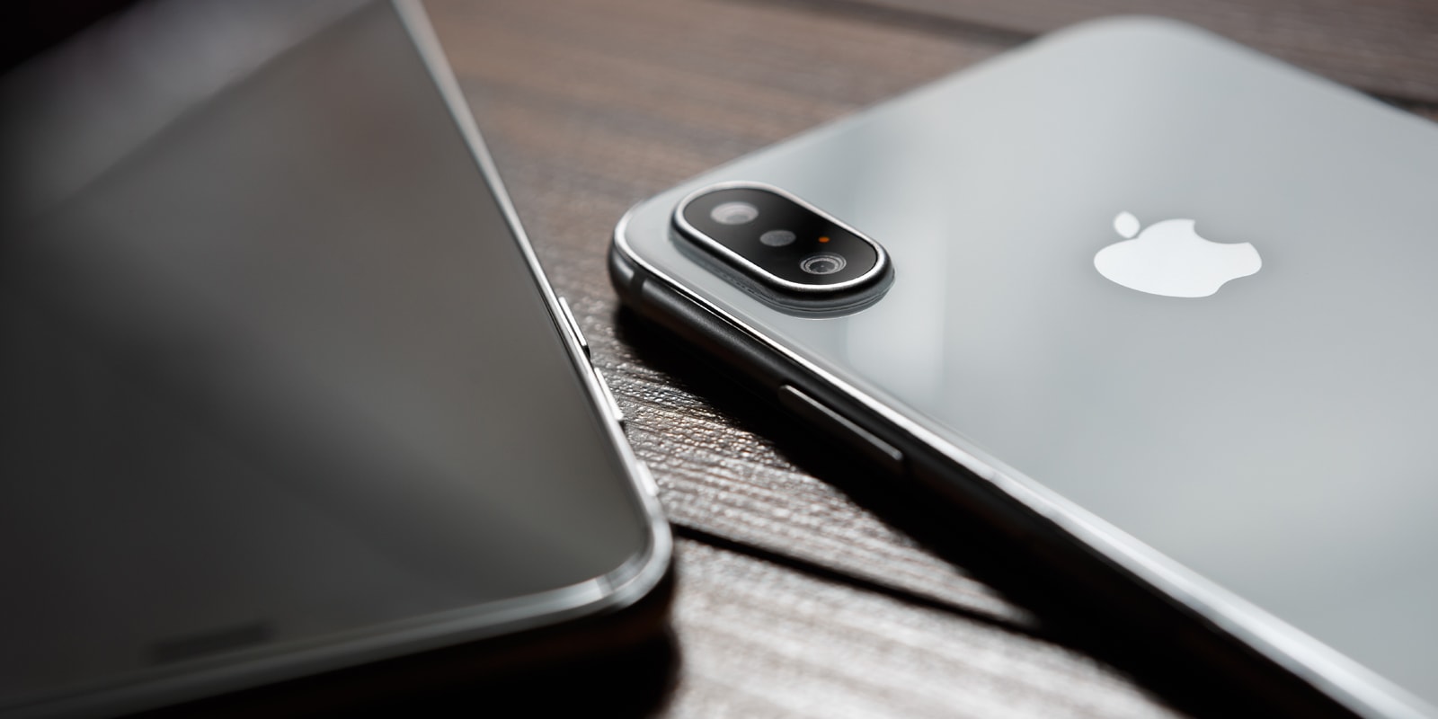 اپل آیفون های قابل حل را در اختیار محققان قرار می دهد