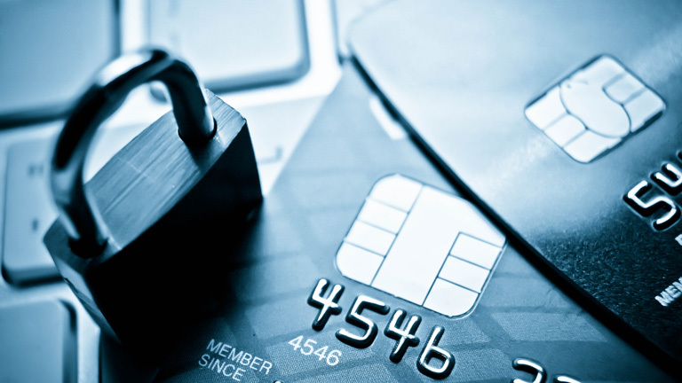 کاهش خطرات سایبری در خدمات مالی